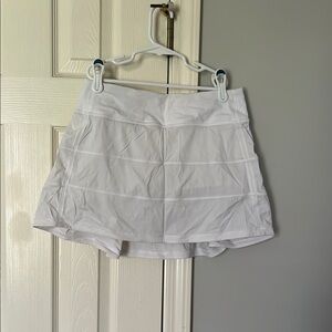 Lululemon White Athletic Skirt Size 4 Tall